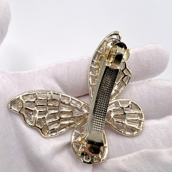 Sale $12 Firm! Butterfly Rhinestone Hairpin, barrette style - Picture 3 of 14
